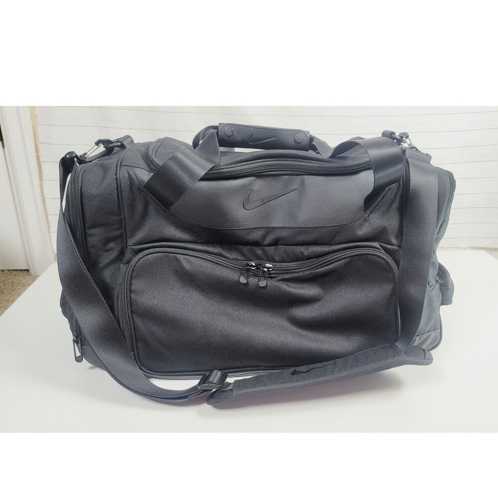 Nike Departure Duffle III in Black